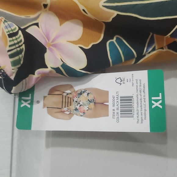 NWT Hurley UPF 50+ Size XL - Picture 3 of 4